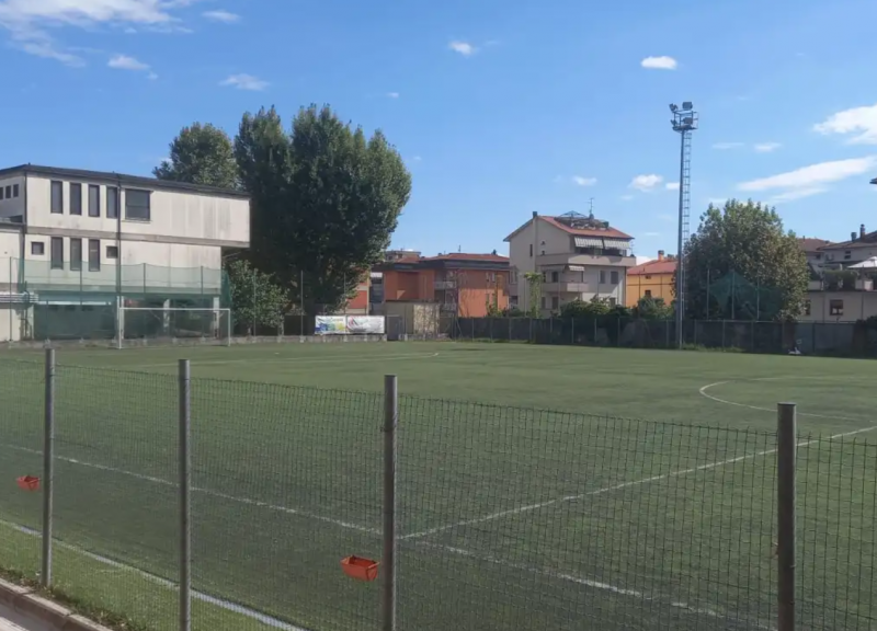 Riflettori danneggiati al Frascari: salta la partita di Uisp