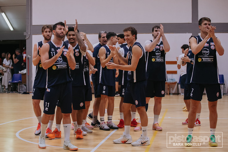 La fotogallery dell’amichevole Lumos Pistoia-La T Gema Montecatini 74-85