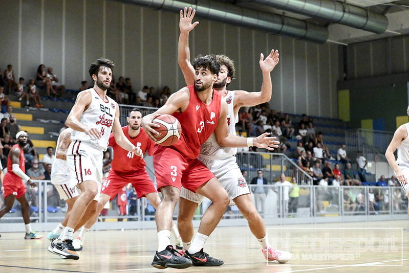 La fotogallery di Pistoia-Lucca 87-80, Trofeo Bertolazzi